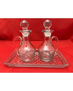Cruet set w/Grape Design and Tray