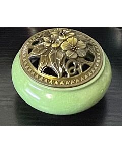 Ceramic Incense burner with top